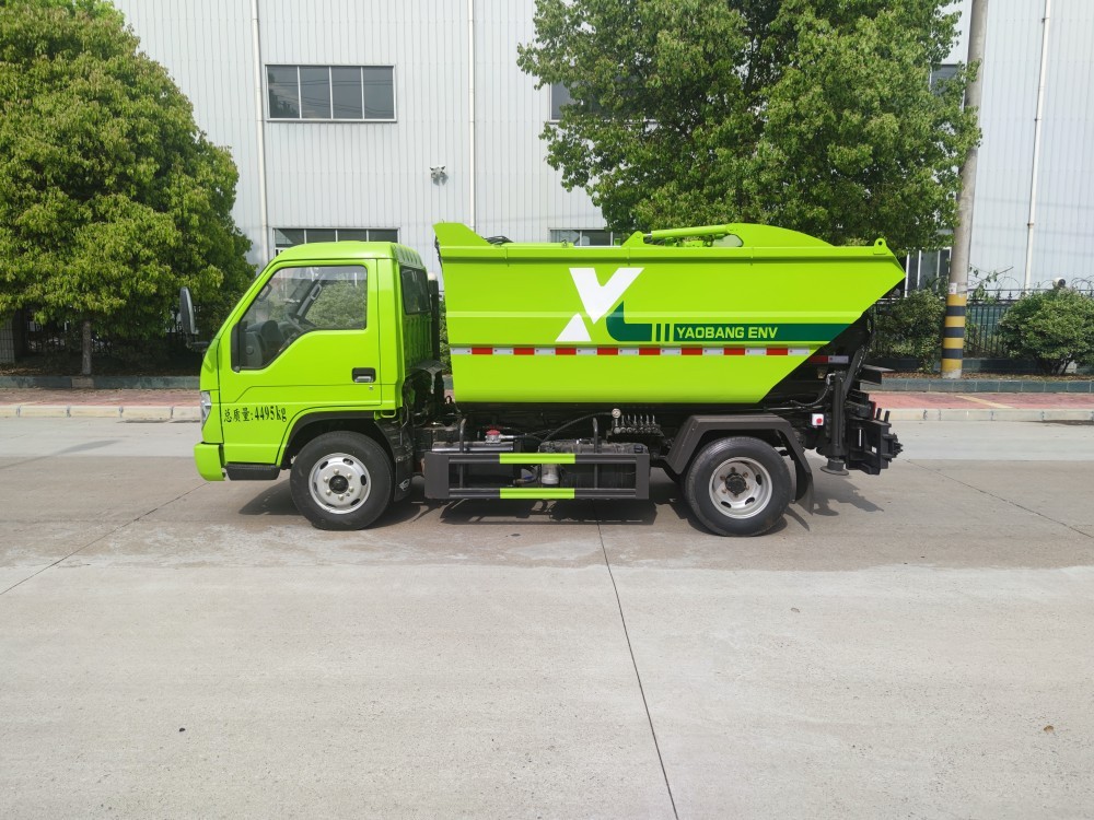 garbage dump truck
