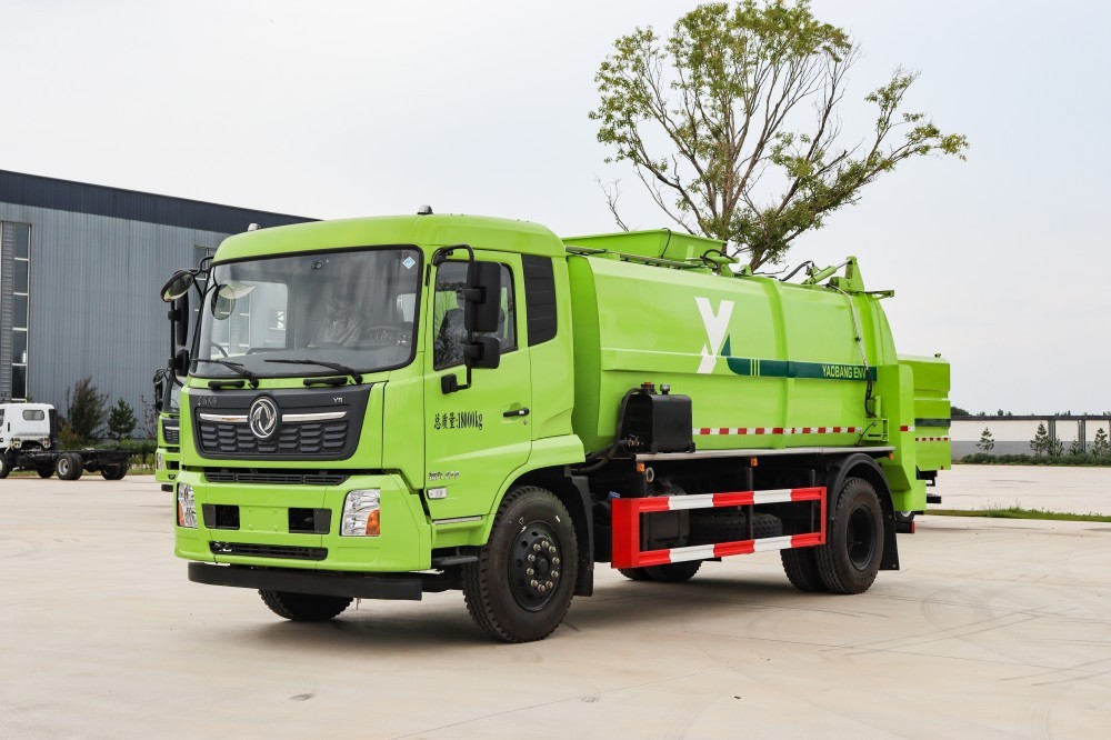 Kitchen waste truck