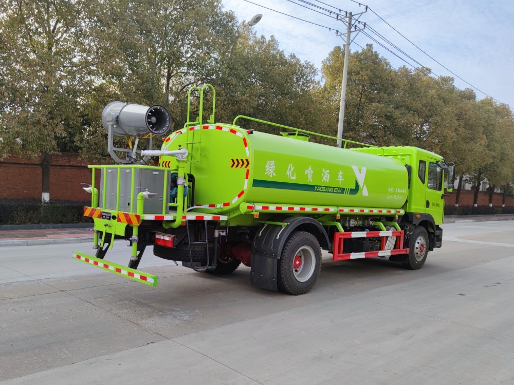 Greening sprinkler truck