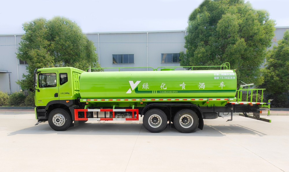 watering lorry