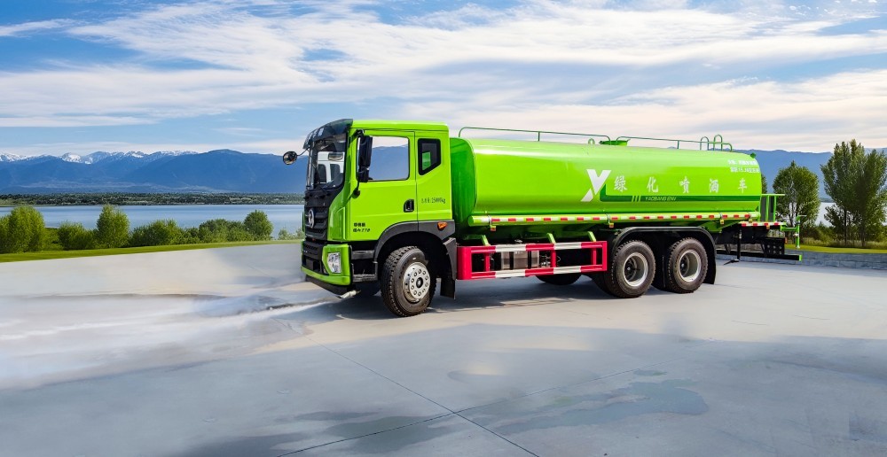 Greening sprinkler truck