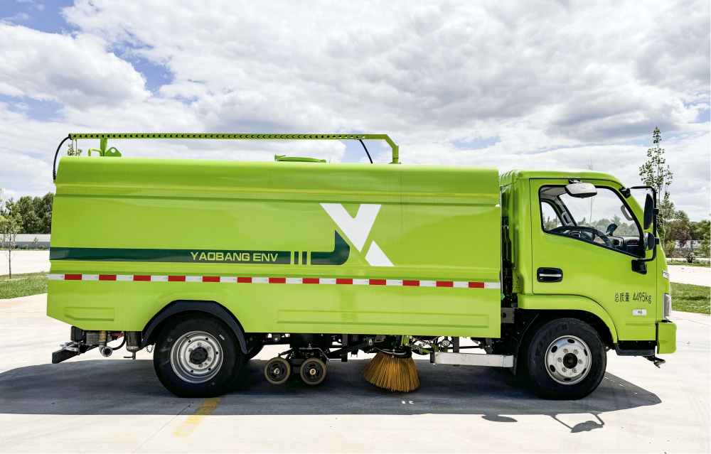  Multi functional washing and sweeping vehicle