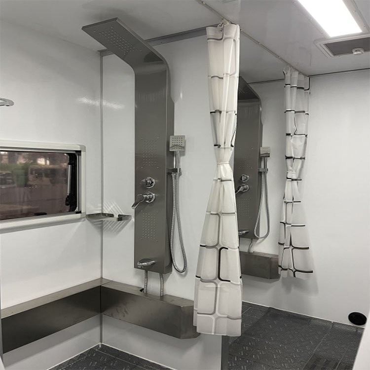 Yao Bang Group large shower truck