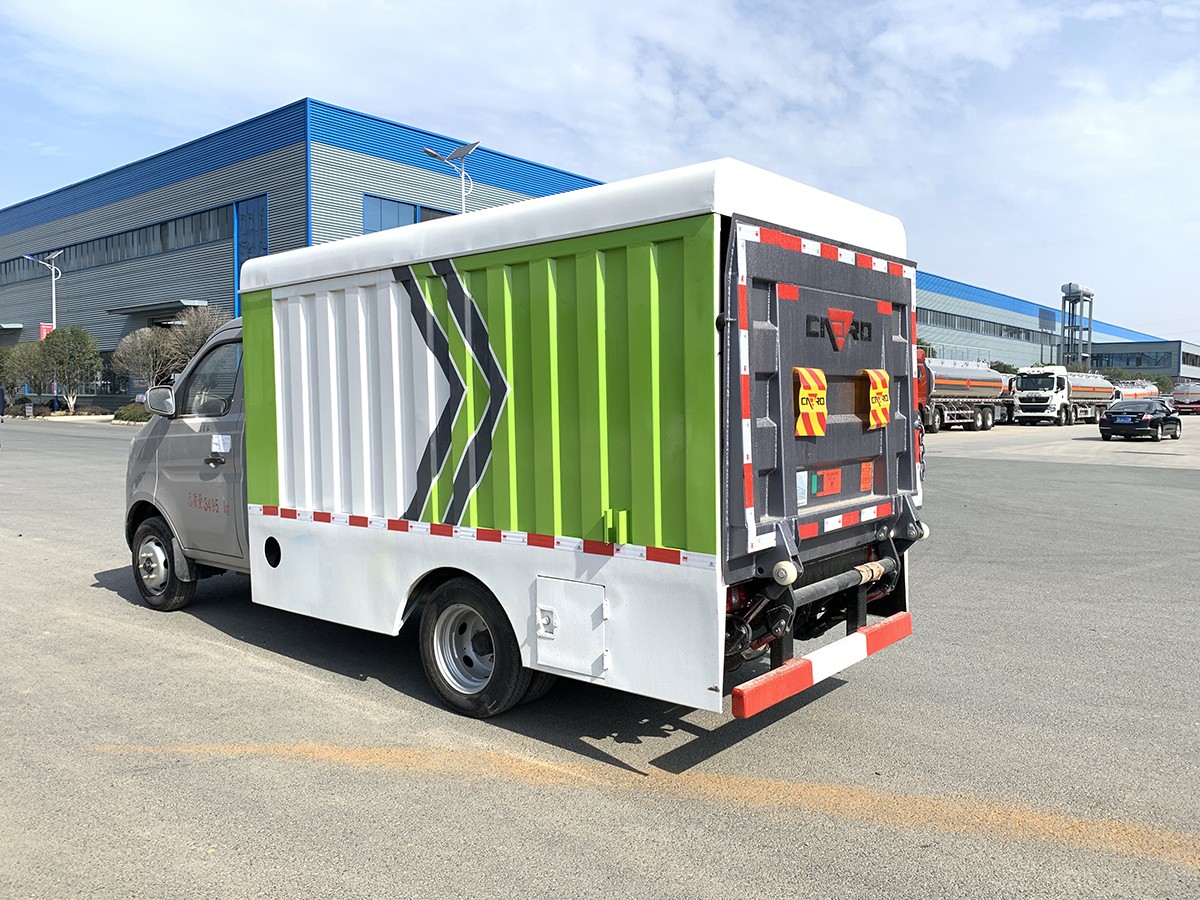 Sealed Bucket Garbage Truck