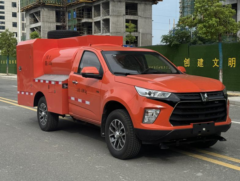4-ton pickup truck fire truck