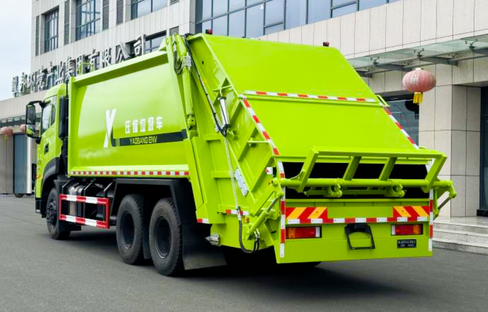  Garbage compression processing vehicle